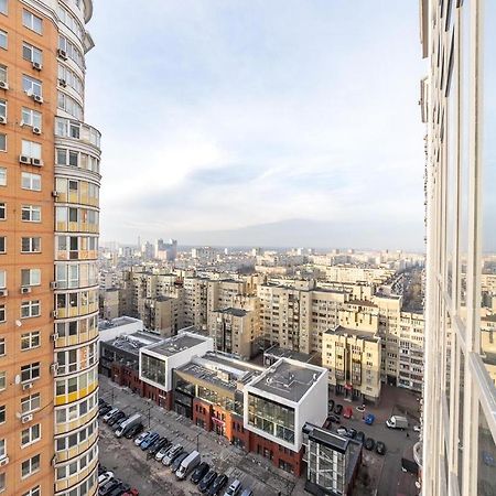 קייב Luxury Apartments Smartplaza Obolon Metro Minskai מראה חיצוני תמונה