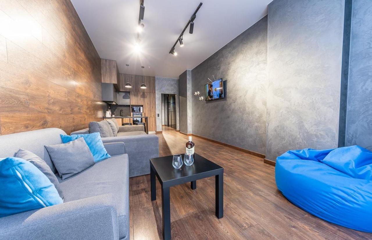 קייב Luxury Apartments Smartplaza Obolon Metro Minskai מראה חיצוני תמונה